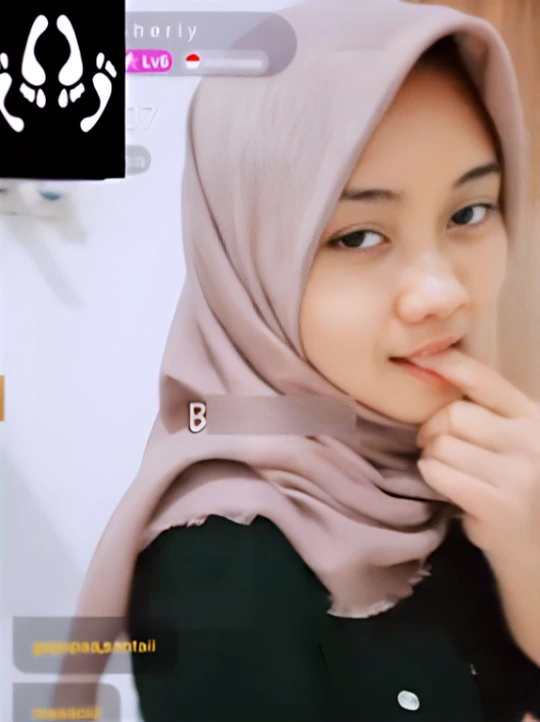 VCS Ukthi Bugil Hisap Jari