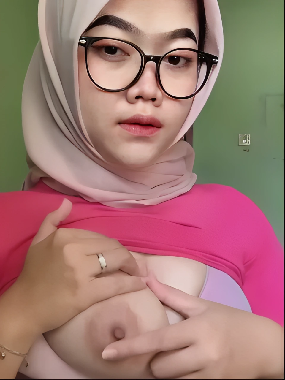 Ukhti Muka Sange Remes Payudara Pulen 